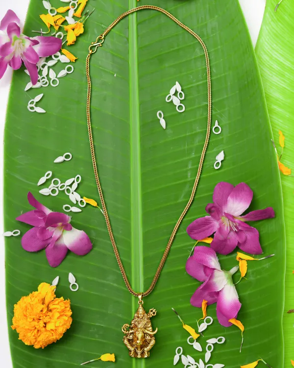 The_Ramayana_&_Mahadev_Collection_Gold-Plated_Lord_Shiva_on_Nandi_Pendant_&_Chain