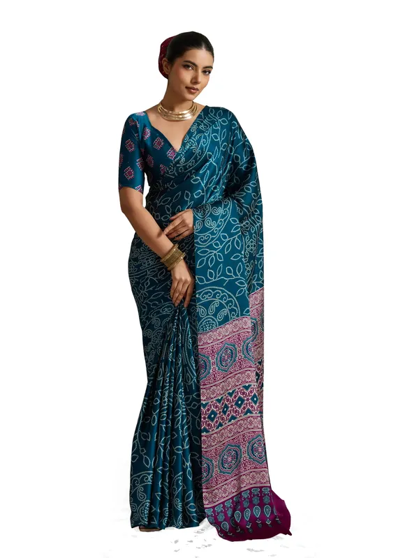 Blue_And_White_Art_Silk_Blocked_Printed_Tie-Dye_Geometric_Print_Saree_For_Women