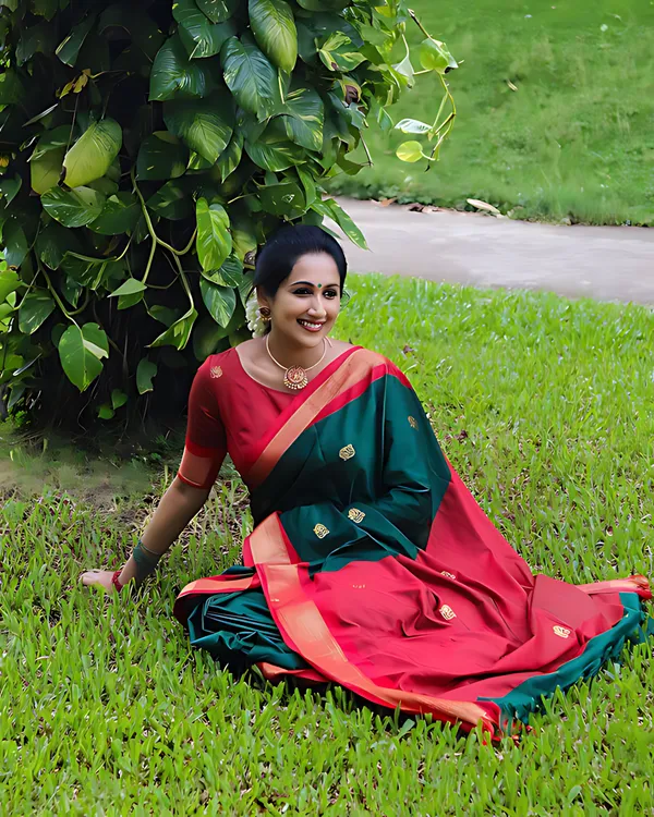 Green_And_Red_Banarasi_Woven_Design_Self_Design_Saree_For_Women
