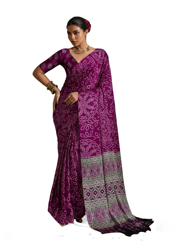 Purple_And_White_Art_Silk_Blocked_Printed_Tie-Dye_Geometric_Print_Saree_For_Women