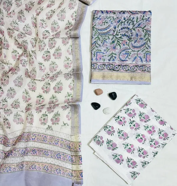 Graceful_Botanical_&_Floral_Block_Printed_Ivory_Maheshwari_Silk_Unstitched_Suit
