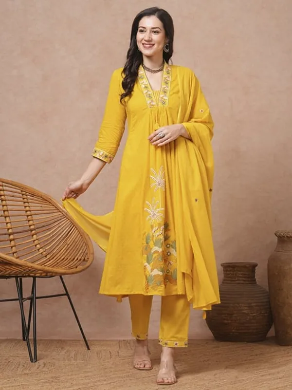 Aaliya_Yellow_Embroidered_Ram_Boota_Kurta_And_Pant_Set_With_Dupatta