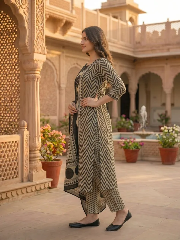 Black_Beige_Cotton_Geometric_Print_Mirror_Work_Kurta_Set_For_Women