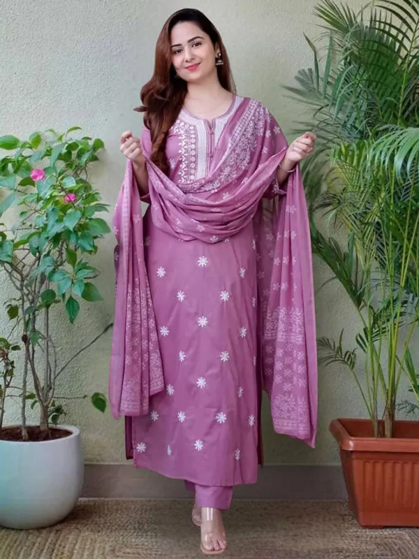 Dusty_Lavender_Cotton_Embroidered_Kurta_Suit_Set_With_Dupatta_For_Women