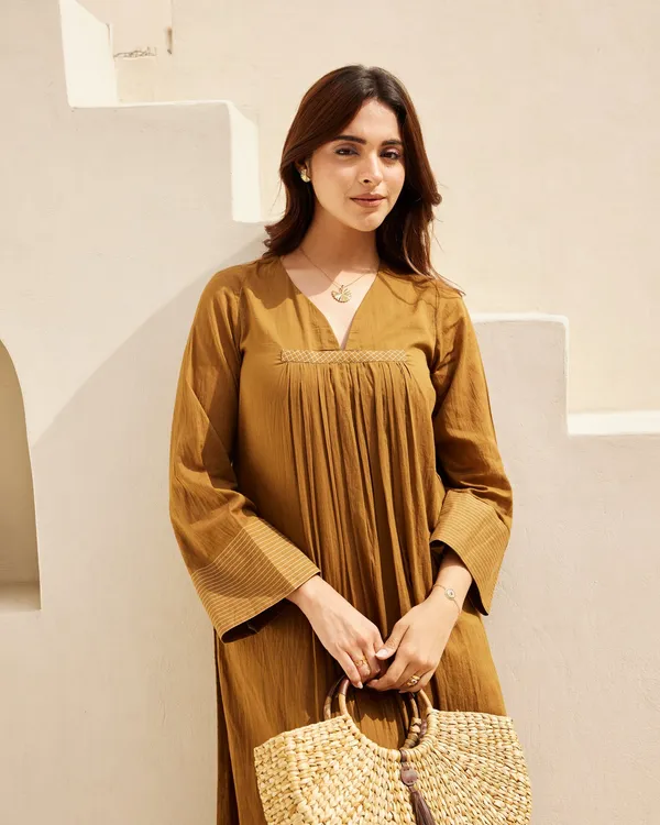 Brown_Mulmul_Kurta_Set