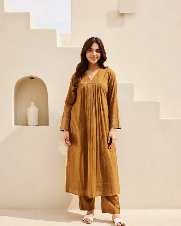 Brown_Mulmul_Kurta_Set