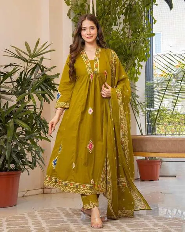 Sm_Olive_Green_Printed_Kurta_Set