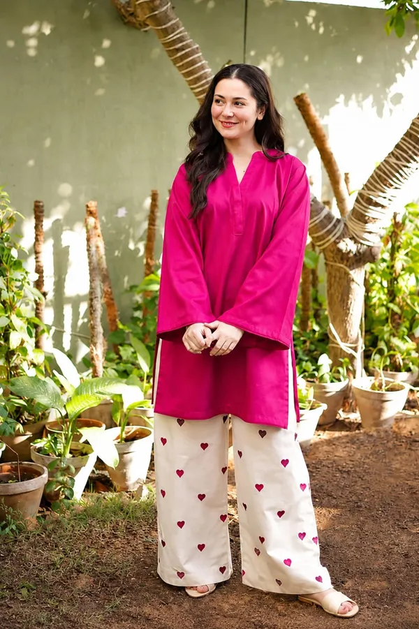 Pink_Embroidered_Cotton_Kurta_and_Palazzo_Set