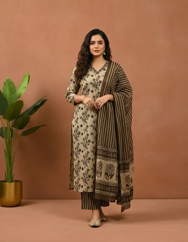 Poorvi'S_Brown_Cotton_Kurta_Set