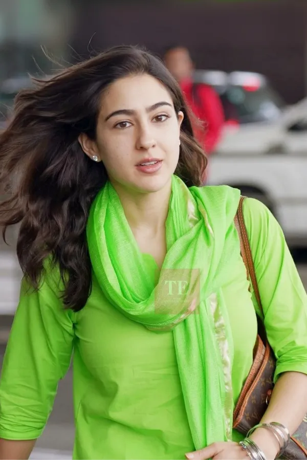 Saara_Lime_Green_Straight_Kurta_Pant_Set_with_Dupatta