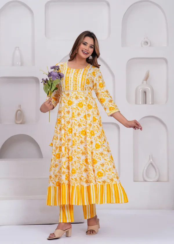 Toflei_Women_Kurti_Pant_Attached_Dupatta_Set_()