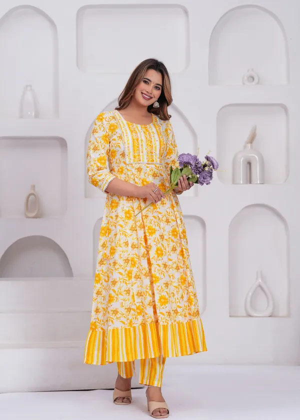 Toflei_Women_Kurti_Pant_Attached_Dupatta_Set_()