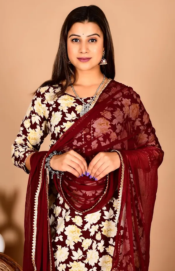 Maroon_Cotton_Premium_Kurta_Set_For_Women