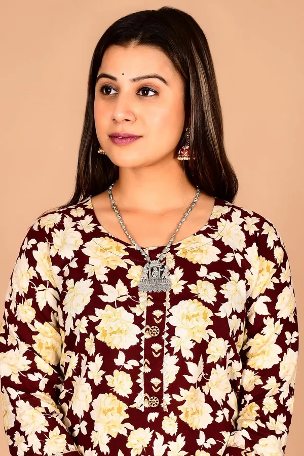 Maroon_Cotton_Premium_Kurta_Set_For_Women