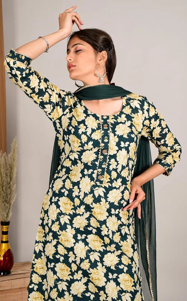 Bottle_Green_Cotton_Premium_Kurta_Set_For_Women