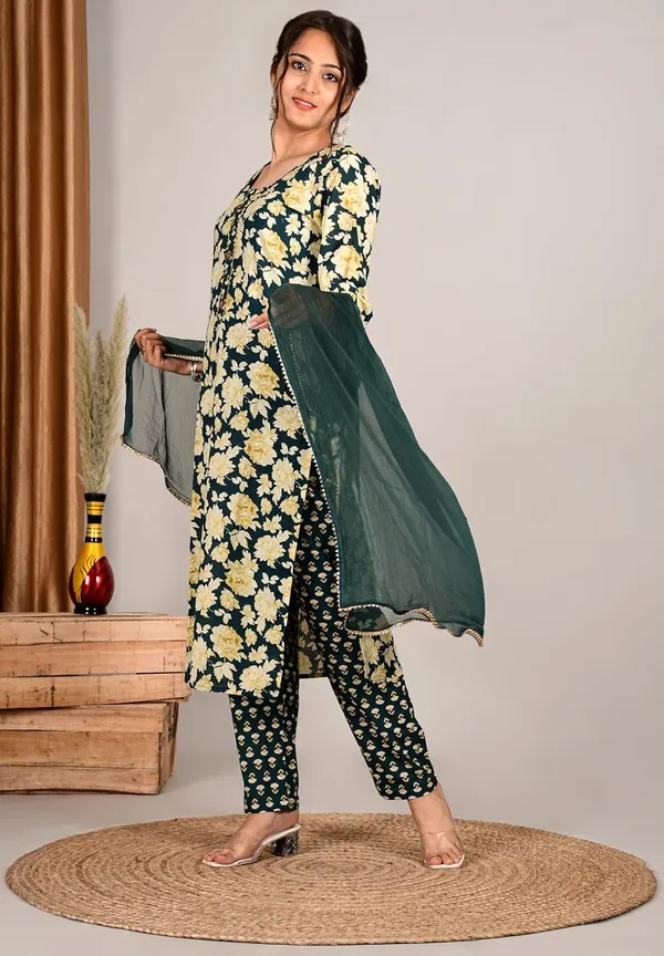 Bottle_Green_Cotton_Premium_Kurta_Set_For_Women