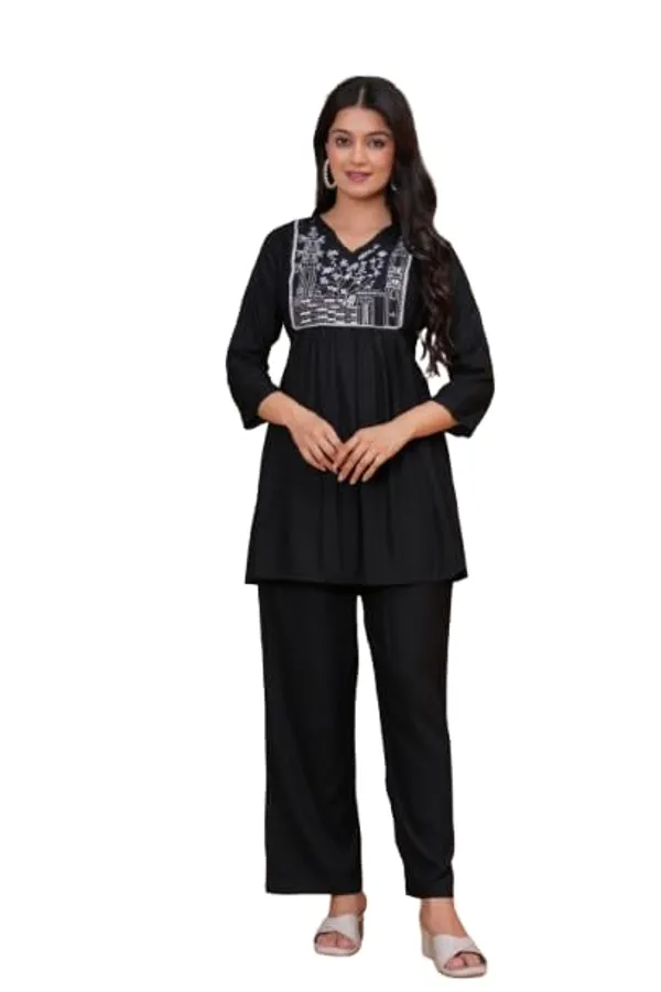 Black_Rayon_Premium_Loungewear_Set_For_Women