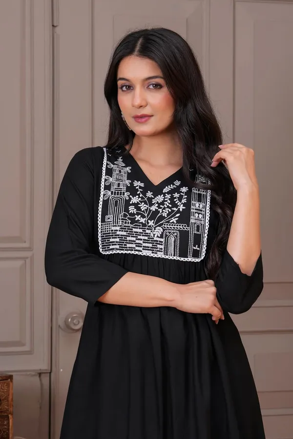 Black_Rayon_Premium_Loungewear_Set_For_Women