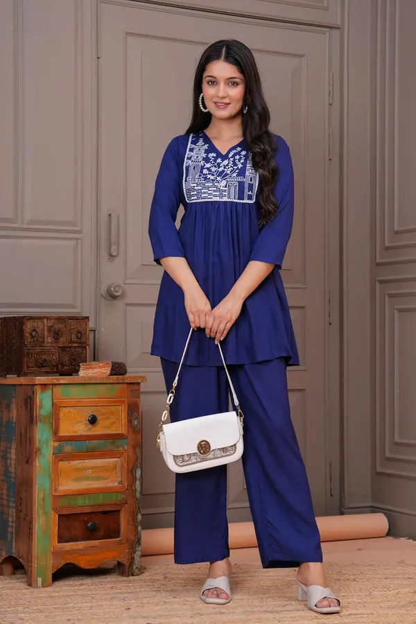 Robin_Blue_Rayon_Premium_Loungewear_Set_For_Women