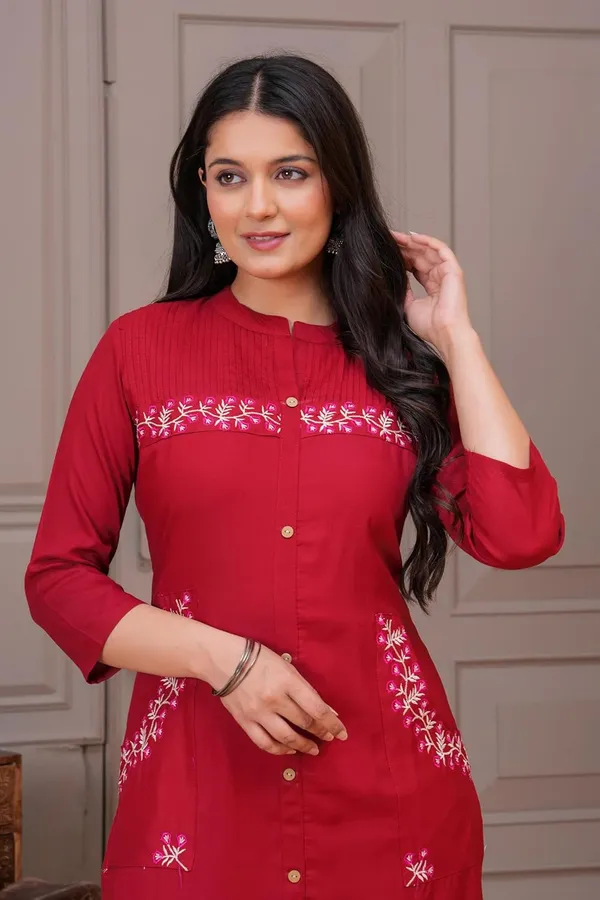 Maroon_Rayon_Premium_Kurta_Pant_Set_For_Women