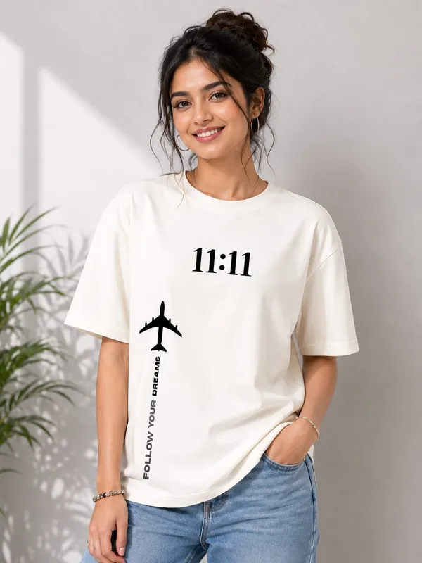 11:11_Oversized_Graphic_Print_Round_Neck_T_shirt
