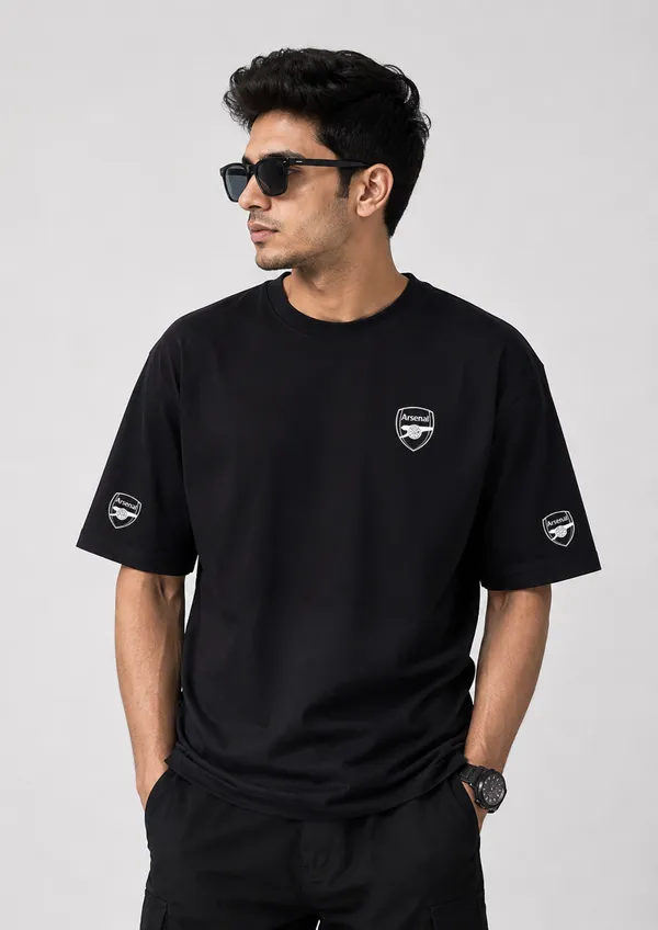 Arsenal_Oversized_Graphic_Print_Round_Neck_T_shirt_in_Black_