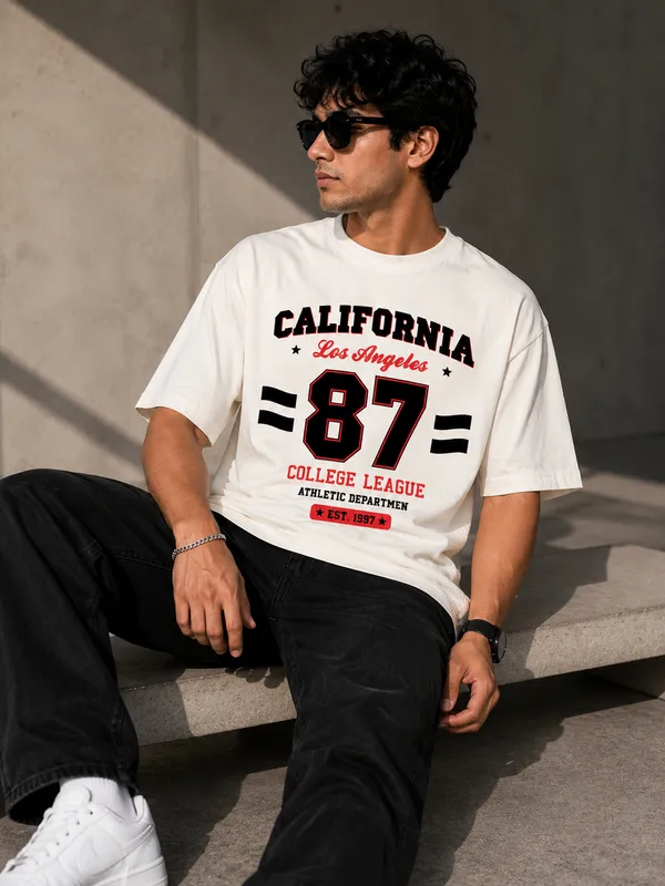 California_College_League_Oversized_Graphic_Print_Round_Neck_T_shirt_in_Off_White_