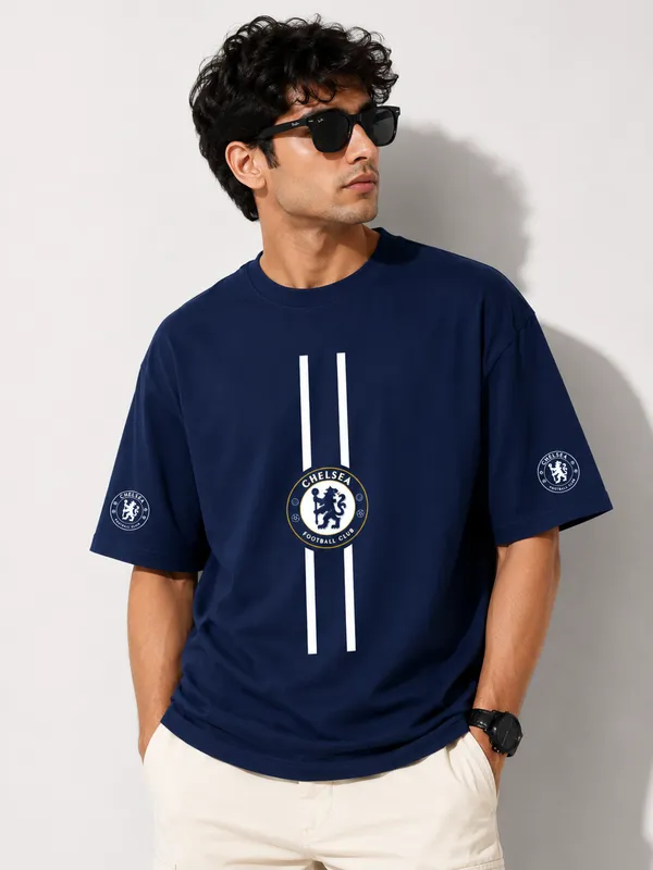 Chelsea_Oversized_Graphic_Print_Round_Neck_T_shirt_in_Navy_Blue_