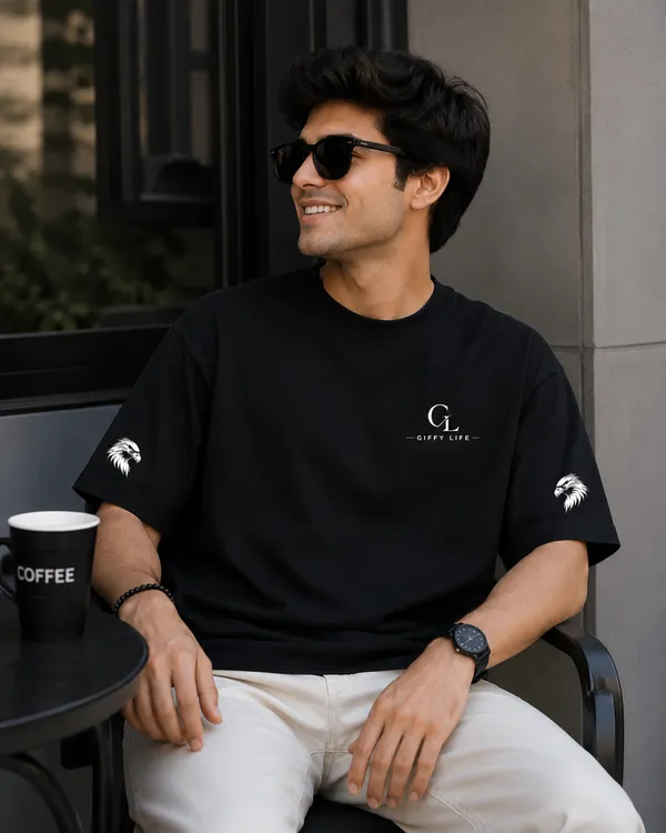 Giffy_Life_Graphic_Oversized_Round_Neck_T_shirt_in_Black_