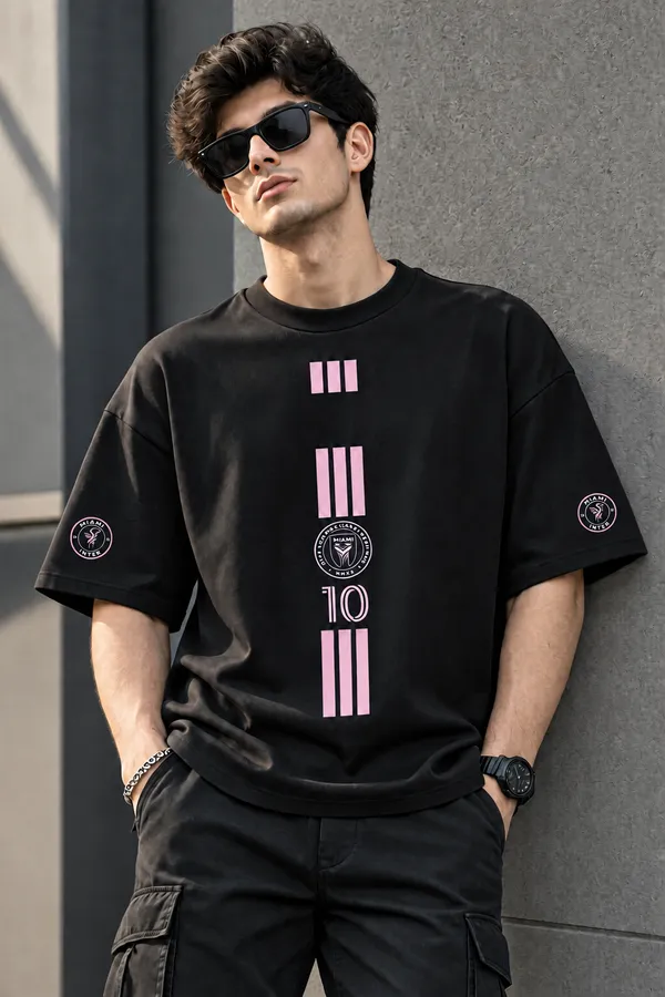 Giffy_Life_Inter_Miami_Messi_10_Oversized_Tee_-_Black_&_Pink_Football_Bloke-Core_Graphic_Streetwear_T-Shirt