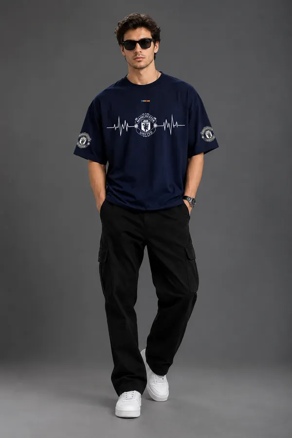 Giffy_Life_Man_United_Heartbeat_Oversized_Tee_-_Navy_Blue_Football_Blokecore_Streetwear_T-Shirt