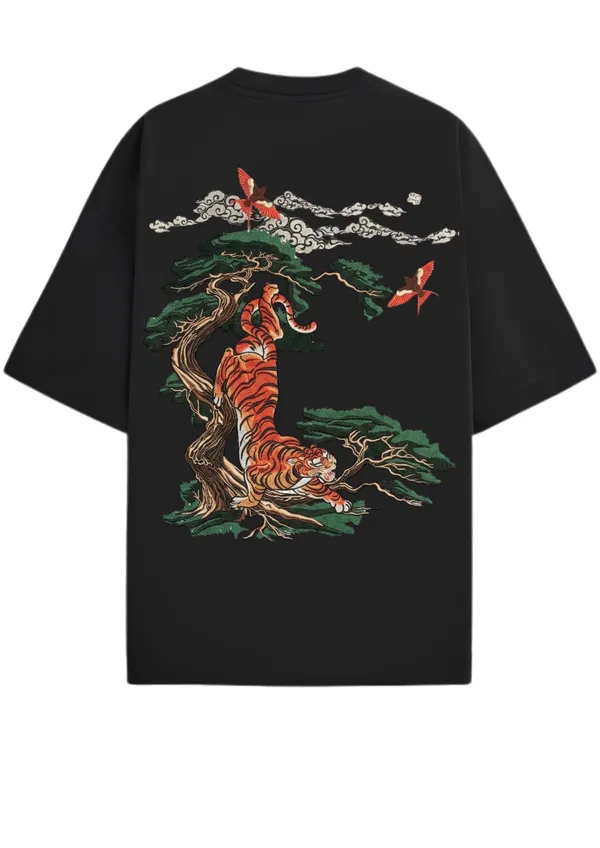 Giffy_Life_Perspective_Tiger_Oversized_Tee_-_Black_Japanese_Aesthetic_Back_Print_Streetwear_T-Shirt