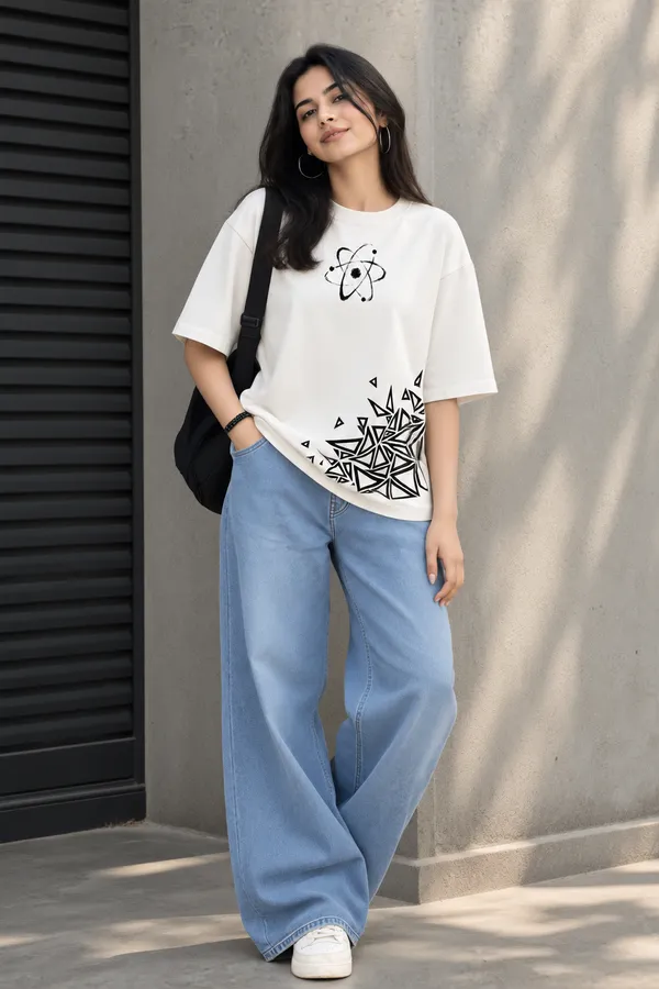 Giffy_Life_Quantum_Decay_Oversized_Tee_-_White_Atomic_&_Geometric_Graphic_Streetwear_T-Shirt