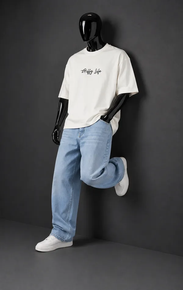 Giffy_Life_Signature_Oversized_Tee_-_Off-White_Clean_Minimalist_Aesthetic_Streetwear_T-Shirt