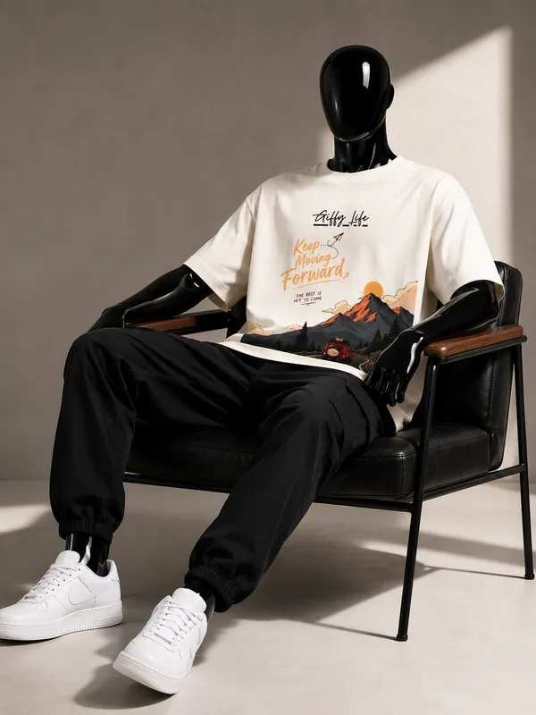 Giffy_Life_"Keep_Moving_Forward"_Mountain_Edition_Off-White_Oversized_T-Shirt_|_Premium_Cotton_Wanderlust_Drop_Shoulder_Tee