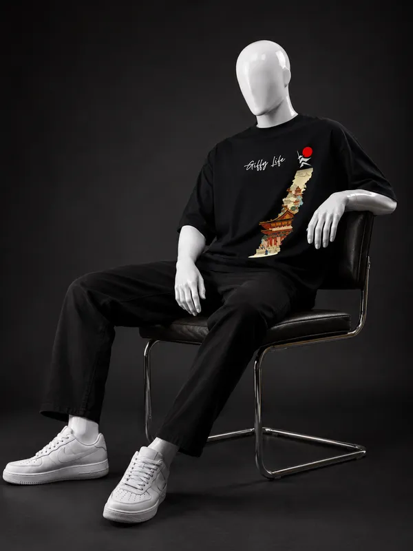 Giffy_Life_"Samurai_Slash"_Japanese_Aesthetic_Black_Oversized_T-Shirt_|_Premium_Cotton_Anime_Streetwear_Drop_Shoulder_Tee