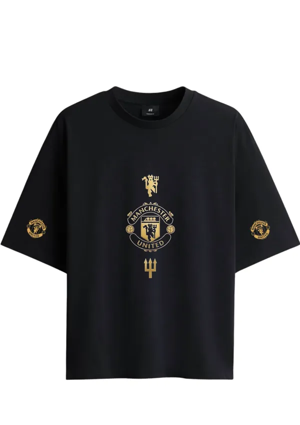 MNU_Oversized_Graphic_Print_Round_Neck_T_shirt_in_Black_