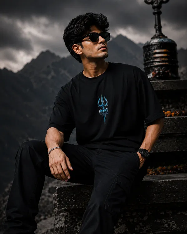 Men's_Black_Oversized_T-Shirt_with_Electric_Blue_Lord_Shiva_Trishul_Graphic_Print