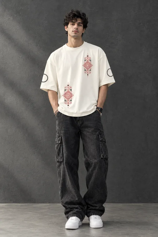 Men’s_White_Oversized_"Aztec_Mosaic"_Geometric_T-Shirt_|_Giffy_Life