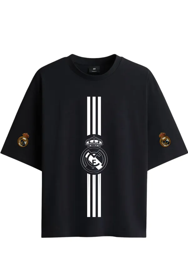 Real_Madrid_Crest_Oversized_Round_Neck_T-Shirt_in_Black