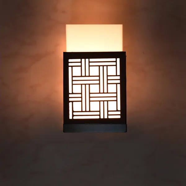 Giftwala_Uplight_Wall_Lamp_Without_Bulb(Pack_Of_1)