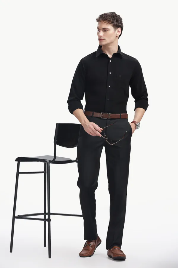 Solid_Milano_Fit_Wrinkle_Free_Formal_Shirt_For_Men