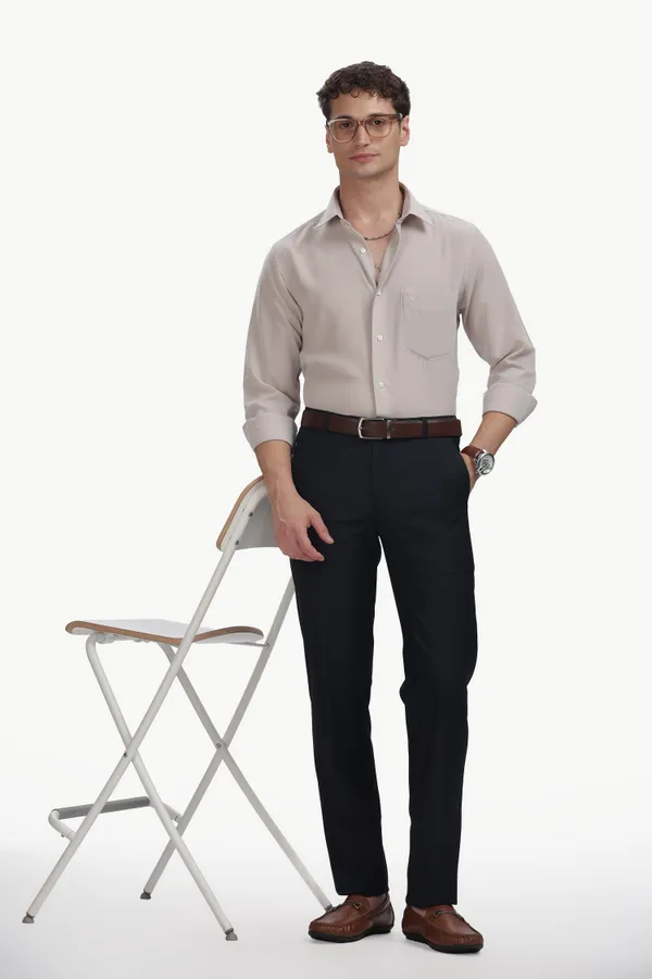 Solid_2-Way_Stretch_Modern_Fit_Formal_Trousers_For_Men