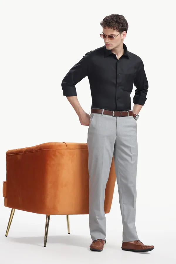 Textured_Wrinkle_Resistant_2-Way_Stretch_Modern_Fit_Formal_Trousers_For_Men