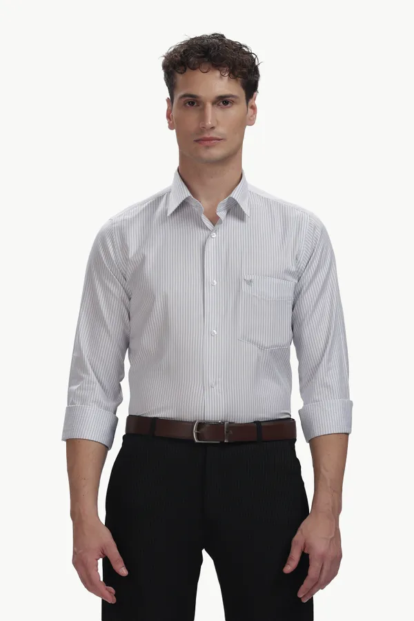 Vertical_Striped_Milano_Fit_Formal_Shirt_For_Men