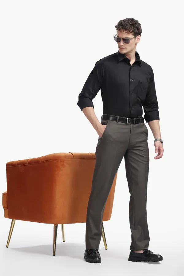 Solid_2-Way_Stretch_Modern_Fit_Formal_Trousers_For_Men