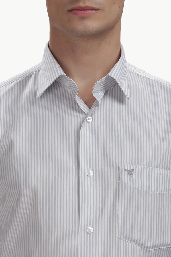 Vertical_Striped_Milano_Fit_Formal_Shirt_For_Men