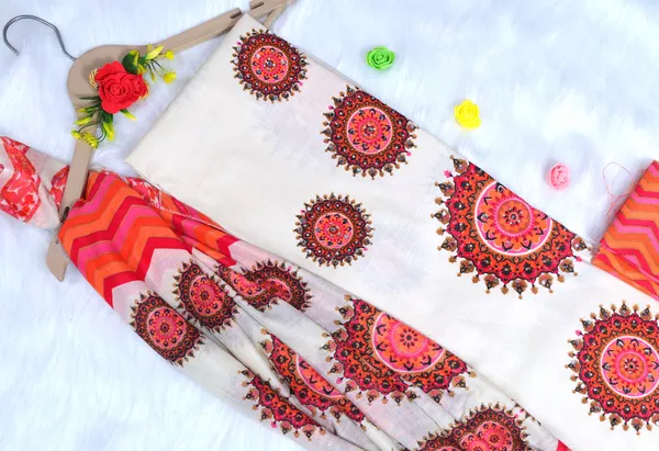 Unstitched_Suit_-_Pure_100%_Cotton_Suit_With_Dupatta_And_Pant