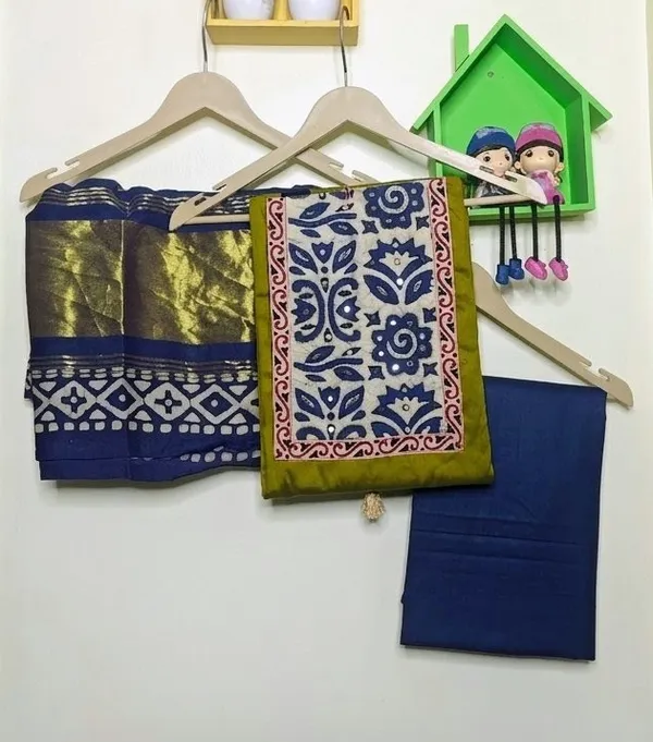 Unstitched_Suit_-_Pure_100%_Cotton_Suit_With_Dupatta_And_Pant