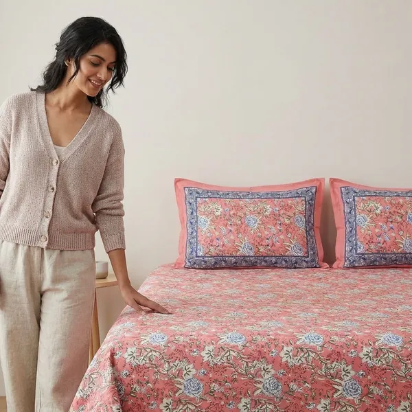 Pink_Pure_Cotton_King_Size_Bedsheet_With_2_Pillow_Covers